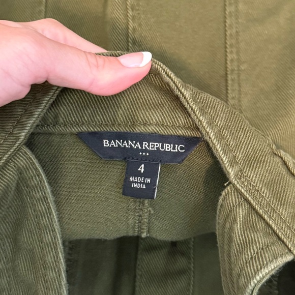 Banana Republic Seamed Mini Dress Mangrove Tree, size 4, like new! - Picture 4 of 5